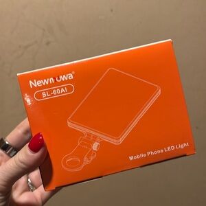 Mobile phone lead light